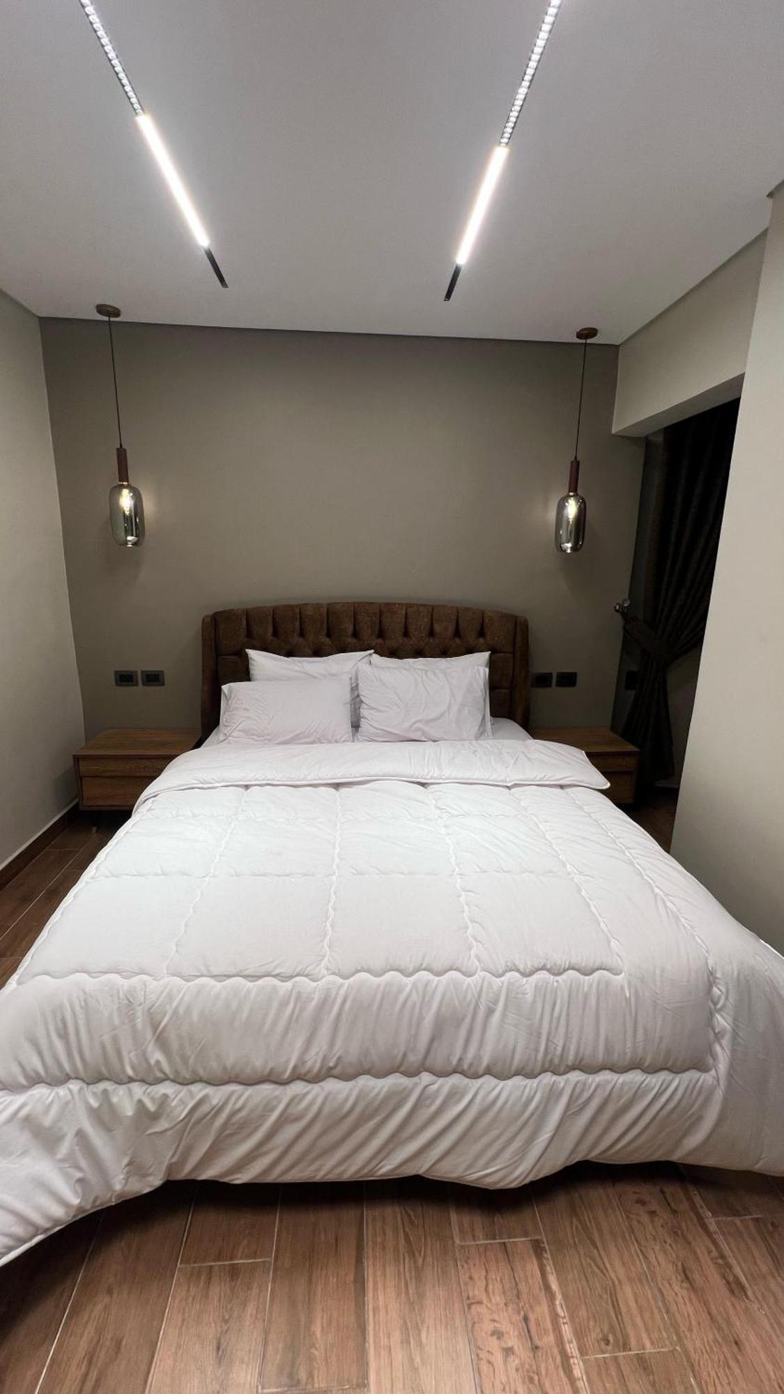 Luxury Apartment El Mohandessen ไคโร ภายนอก รูปภาพ