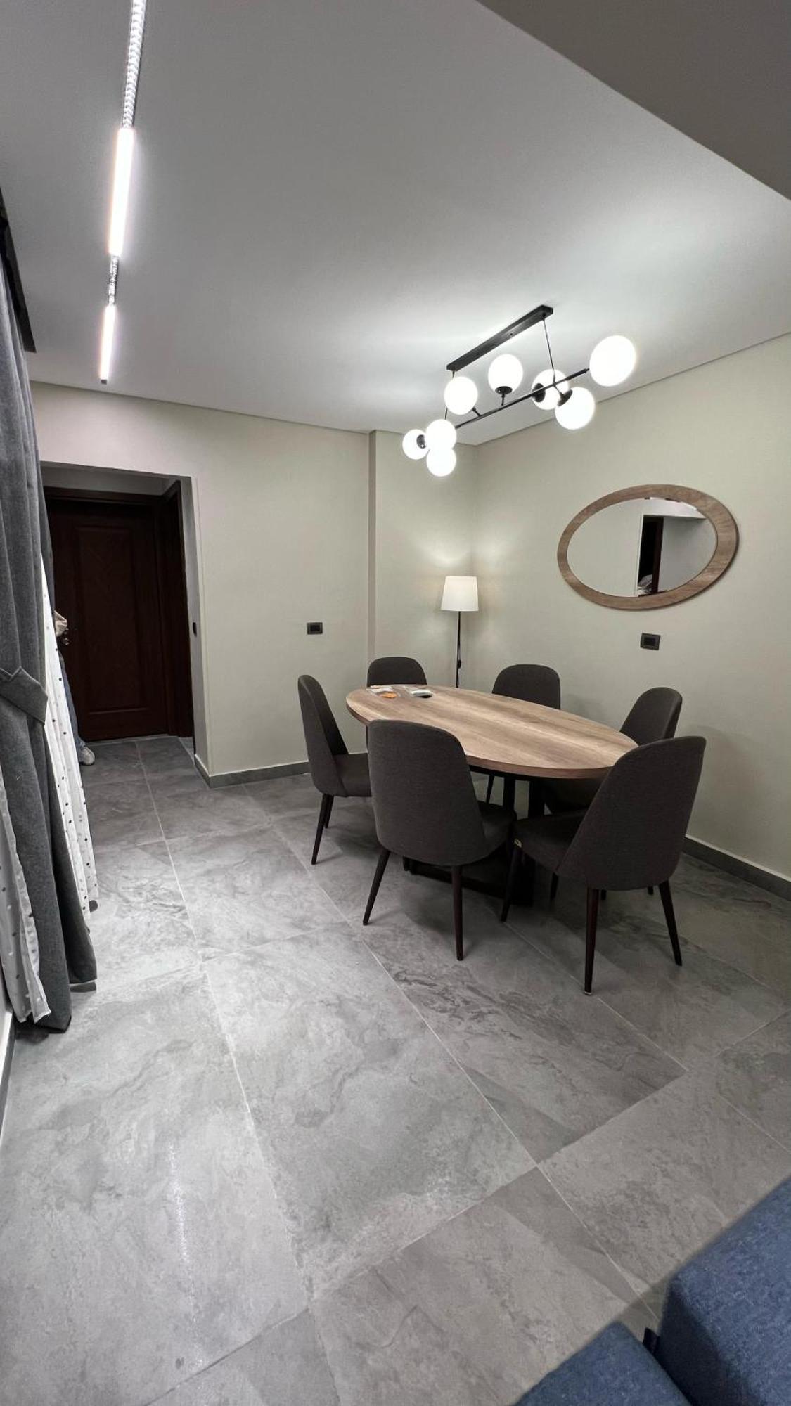Luxury Apartment El Mohandessen ไคโร ภายนอก รูปภาพ